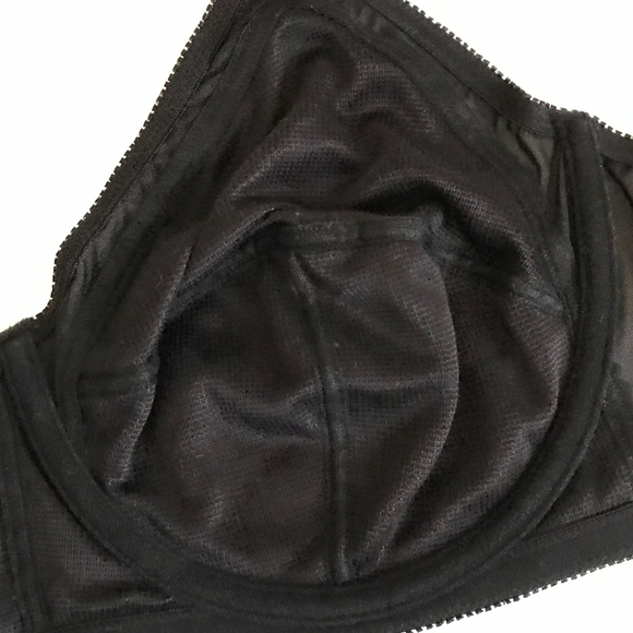 BREEZIES Lace Bra Underwire UltimAir Black Women’s Plus Size 46DD - Picture 12 of 16